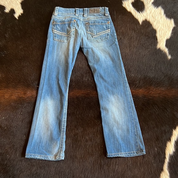 BKE Culture Capri - Picture 2 of 3